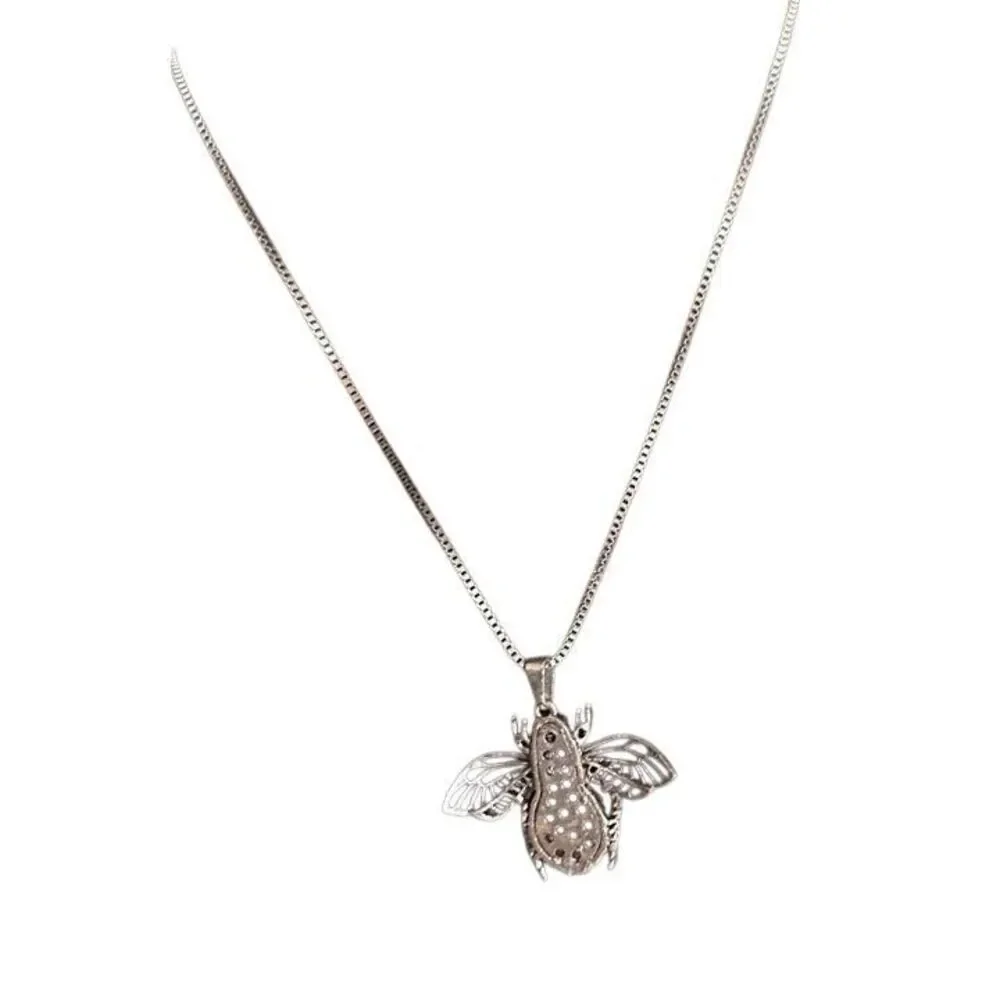 BETSEY JOHNSON Pink Crystal Bee Pendant Necklace Silver Tone Chain - Picture 3 of 3